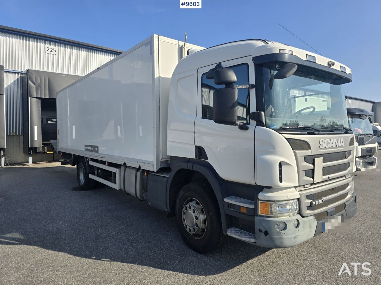 Scania P280 Skåpbil - Грузовик с закрытым кузовом: фото 2 Scania P280 Skåpbil - Грузовик с закрытым кузовом: фото 2
