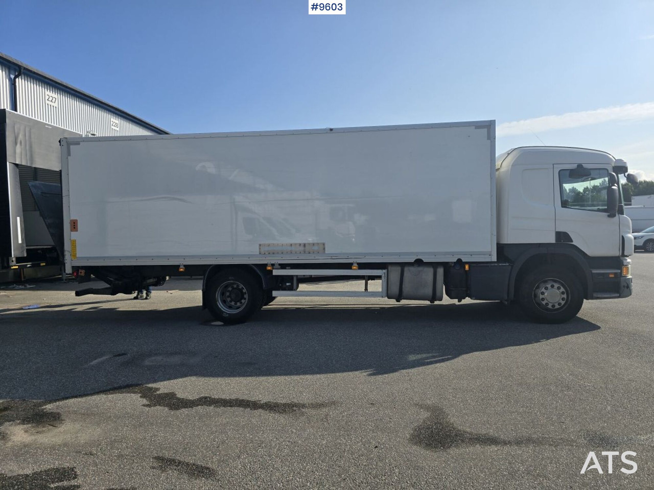 Грузовик с закрытым кузовом Scania P280 Skåpbil: фото 7