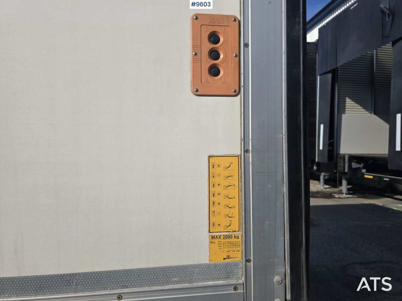 Грузовик с закрытым кузовом Scania P280 Skåpbil: фото 9