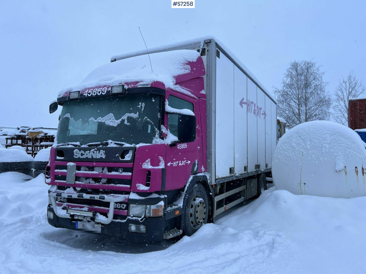 Scania P94 DB4x2NB260 Box truck - Грузовик с закрытым кузовом: фото 1 Scania P94 DB4x2NB260 Box truck - Грузовик с закрытым кузовом: фото 1