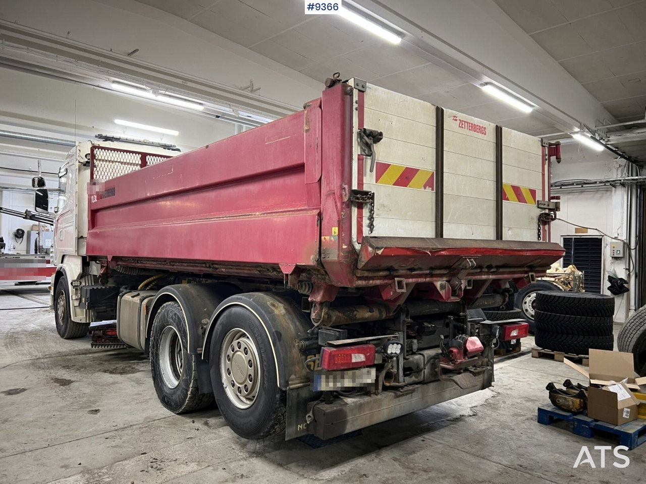 Scania R560 with laxo lock and plow equipment - Самосвал: фото 3 Scania R560 with laxo lock and plow equipment - Самосвал: фото 3