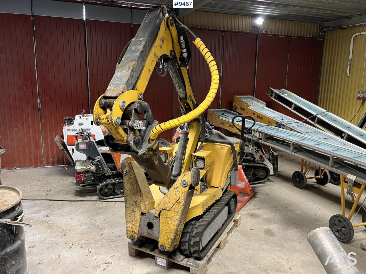 BROKK 90 Demolition / Forming robot - Строительная техника: фото 2 BROKK 90 Demolition / Forming robot - Строительная техника: фото 2