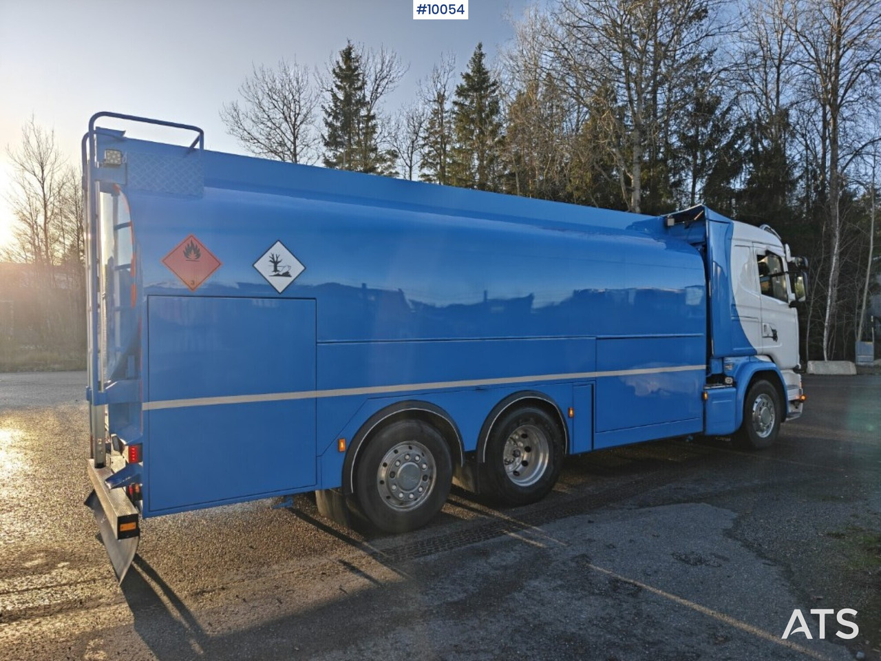 Tank truck Scania G450 6X2 - Грузовик-цистерна: фото 2 Tank truck Scania G450 6X2 - Грузовик-цистерна: фото 2