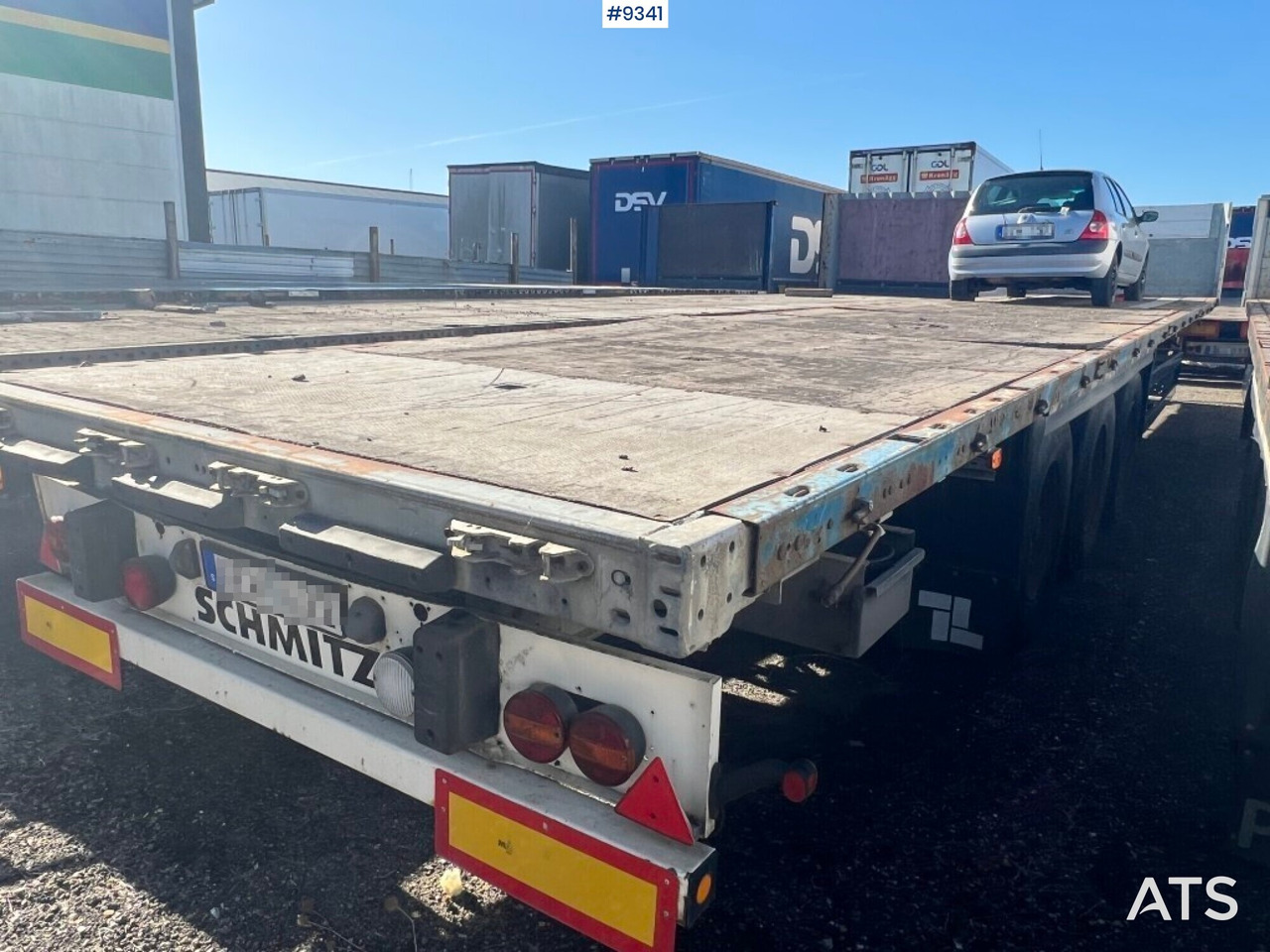 Trailer with open flatbed - SCHMITZ S01 SCS24/L13,62 - Полуприцеп бортовой/ Платформа: фото 3 Trailer with open flatbed - SCHMITZ S01 SCS24/L13,62 - Полуприцеп бортовой/ Платформа: фото 3