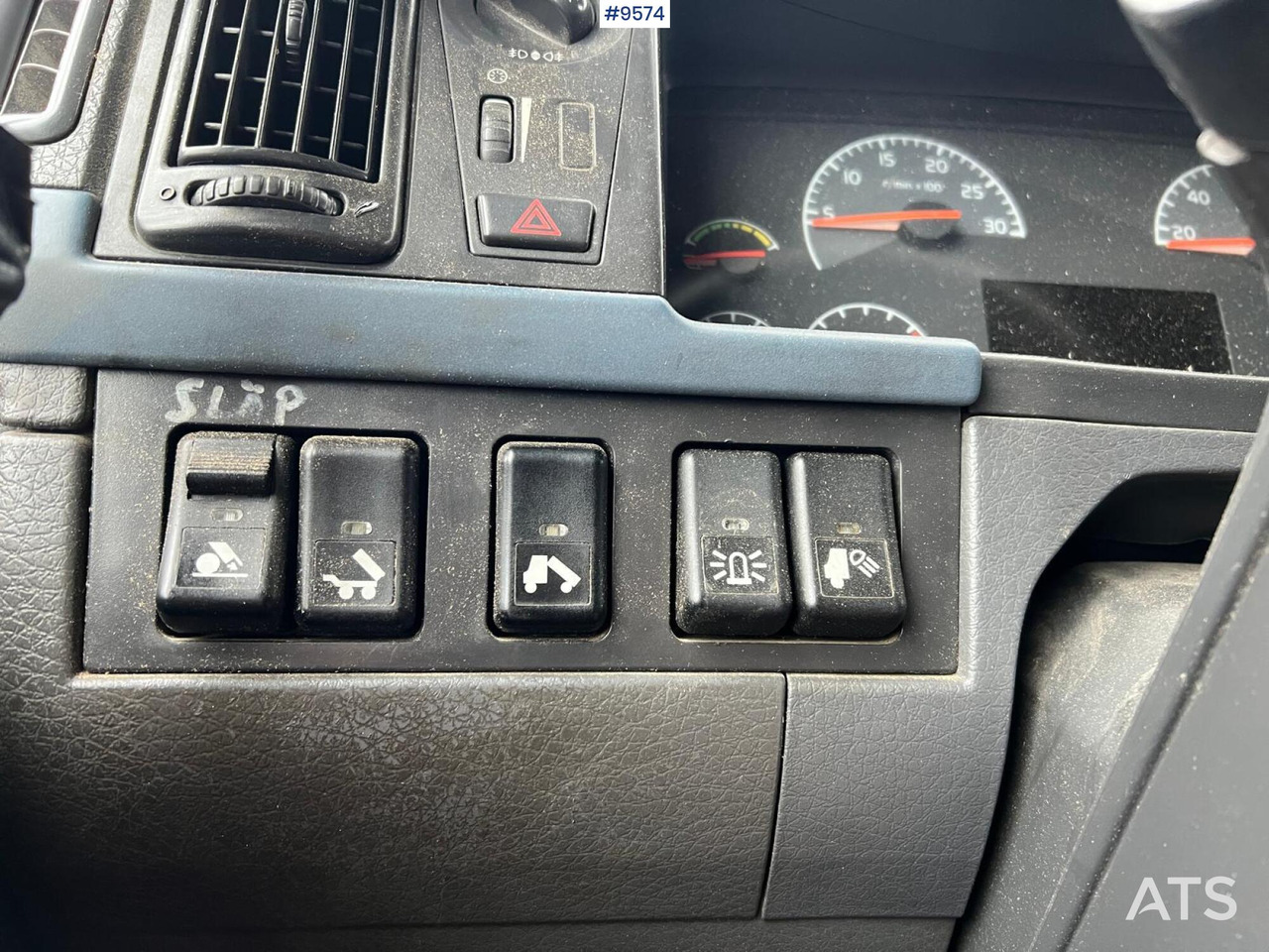 Грузовик бортовой/ Платформа Volvo FH 520 6X4 Quick lock with flatbed: фото 18