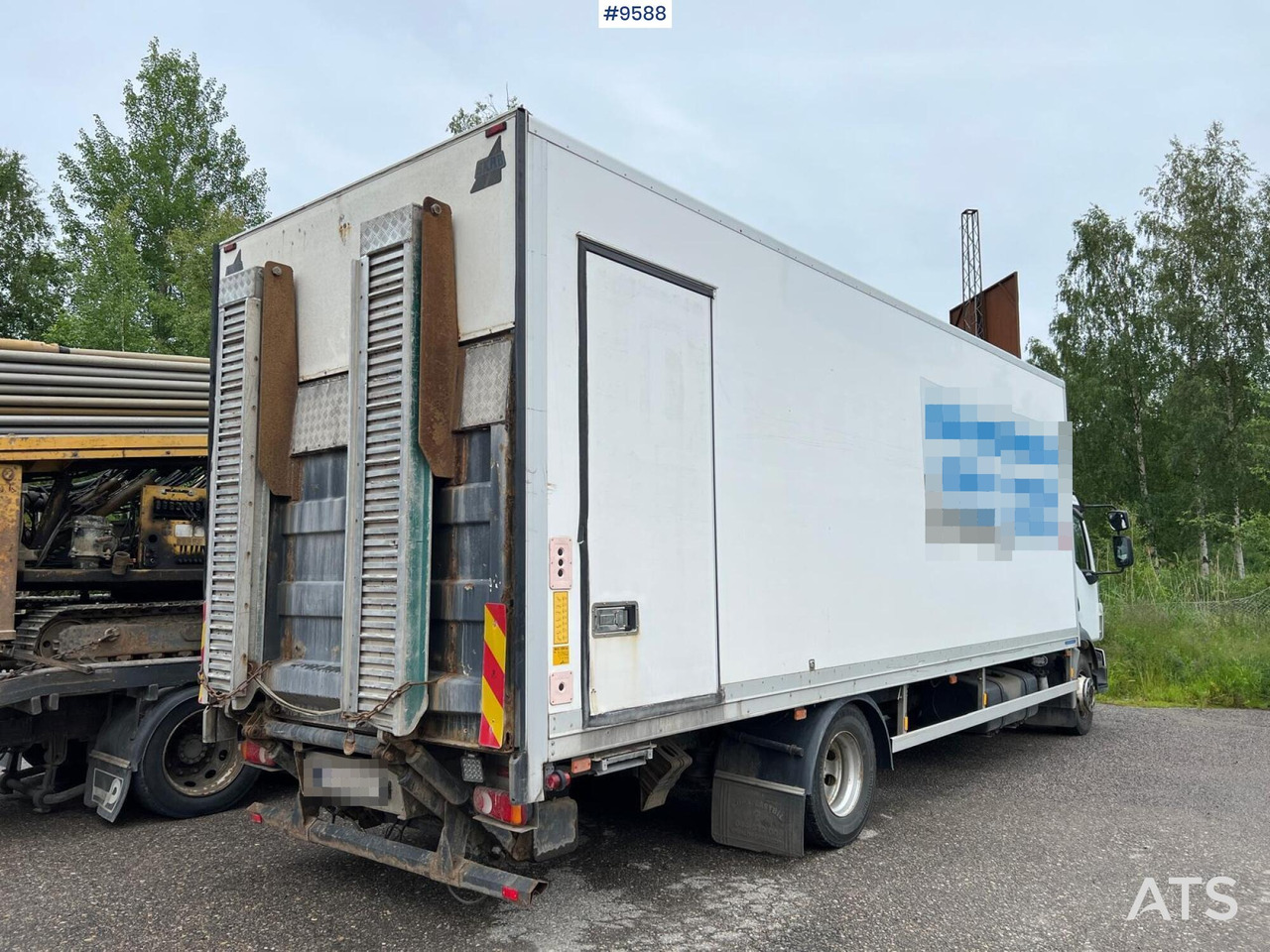 Volvo FL 280 4x2 Box Truck with loading ramps - Грузовик с закрытым кузовом: фото 3 Volvo FL 280 4x2 Box Truck with loading ramps - Грузовик с закрытым кузовом: фото 3