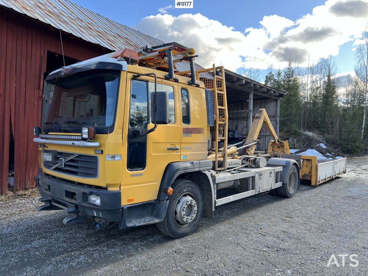 Volvo FL614 4X2 Swap Body Truck with Flatbed - Крюковой мультилифт: фото 1 Volvo FL614 4X2 Swap Body Truck with Flatbed - Крюковой мультилифт: фото 1