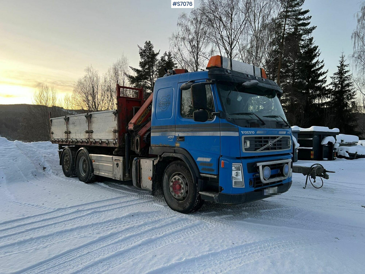 Volvo FM 400 6*2 Crane Truck with tiltable flatbed Palfinger PK16502 - Автоманипулятор: фото 3 Volvo FM 400 6*2 Crane Truck with tiltable flatbed Palfinger PK16502 - Автоманипулятор: фото 3