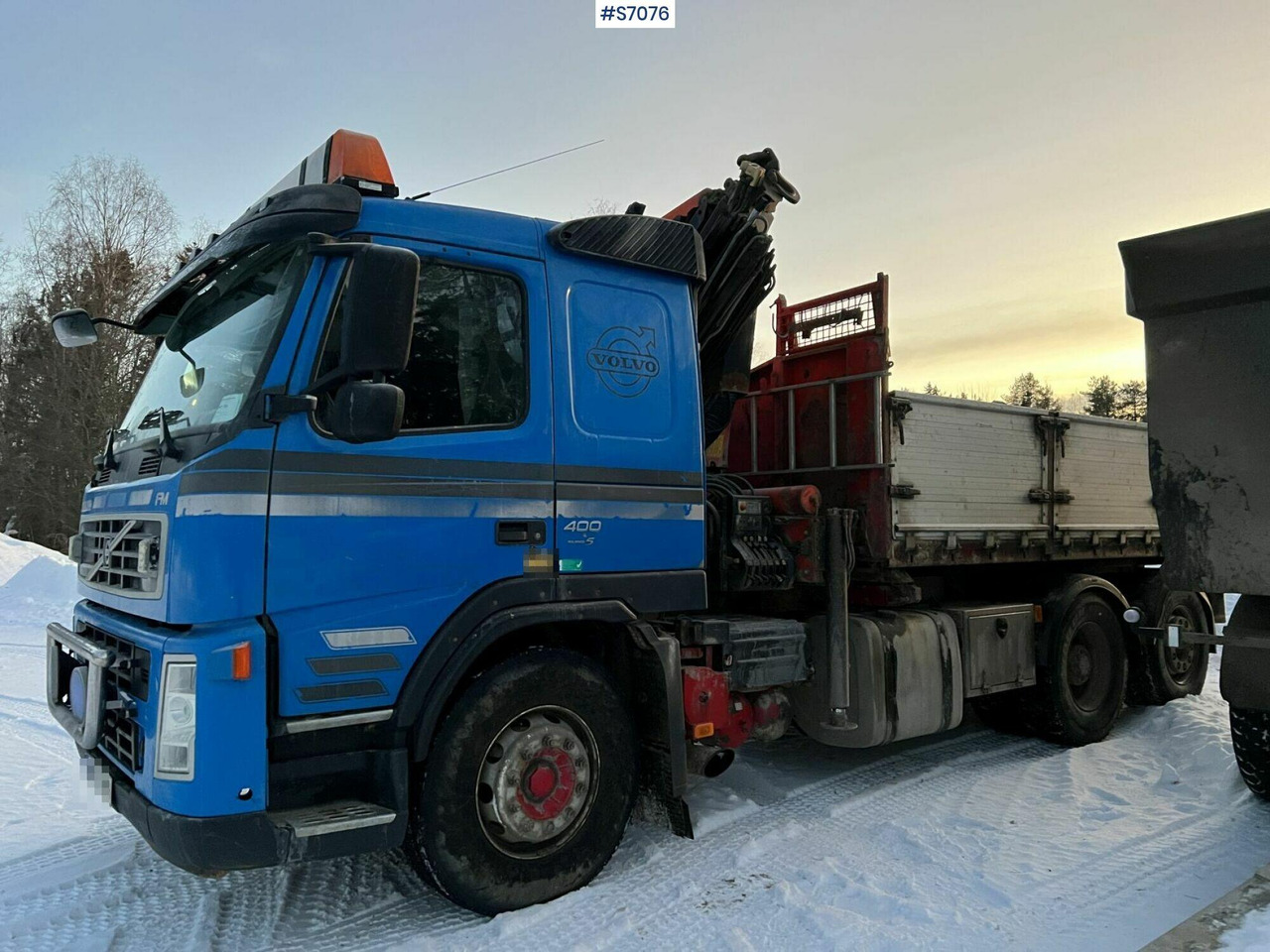 Volvo FM 400 6*2 Crane Truck with tiltable flatbed Palfinger PK16502 - Автоманипулятор: фото 1 Volvo FM 400 6*2 Crane Truck with tiltable flatbed Palfinger PK16502 - Автоманипулятор: фото 1