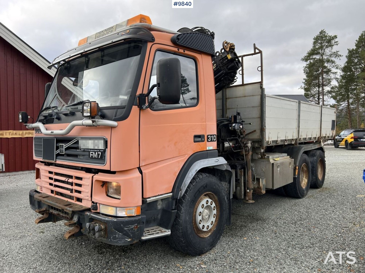 Volvo FM7 crane truck/tipper truck with Hiab 112 (video) - Самосвал: фото 1 Volvo FM7 crane truck/tipper truck with Hiab 112 (video) - Самосвал: фото 1