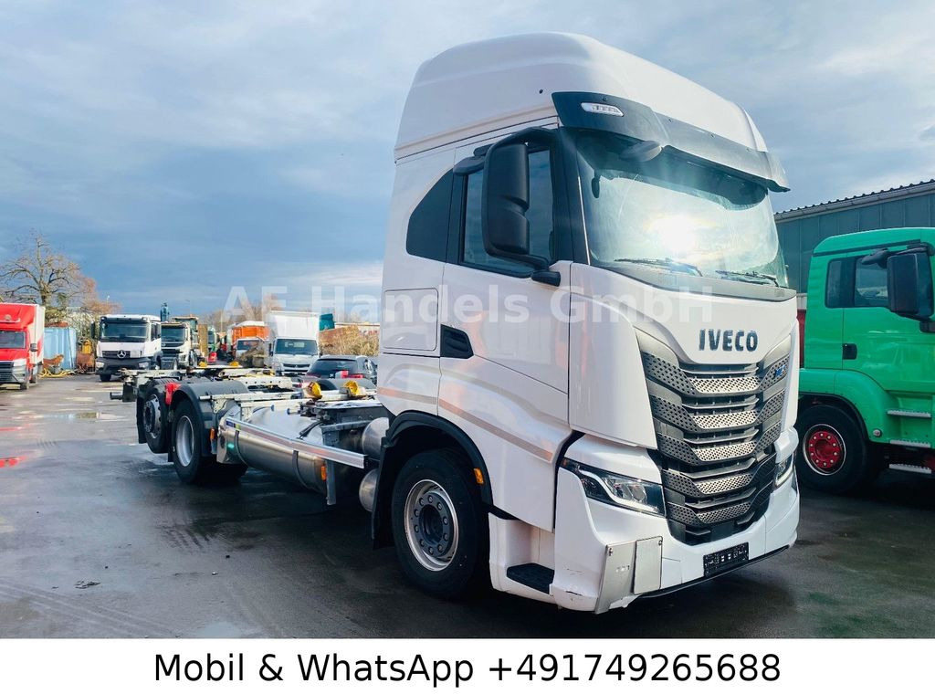 Iveco S-Way 460 LL BDF Multi LNG *Retarder/Lenk+Lift - Грузовик-контейнеровоз/ Сменный кузов: фото 5 Iveco S-Way 460 LL BDF Multi LNG *Retarder/Lenk+Lift - Грузовик-контейнеровоз/ Сменный кузов: фото 5