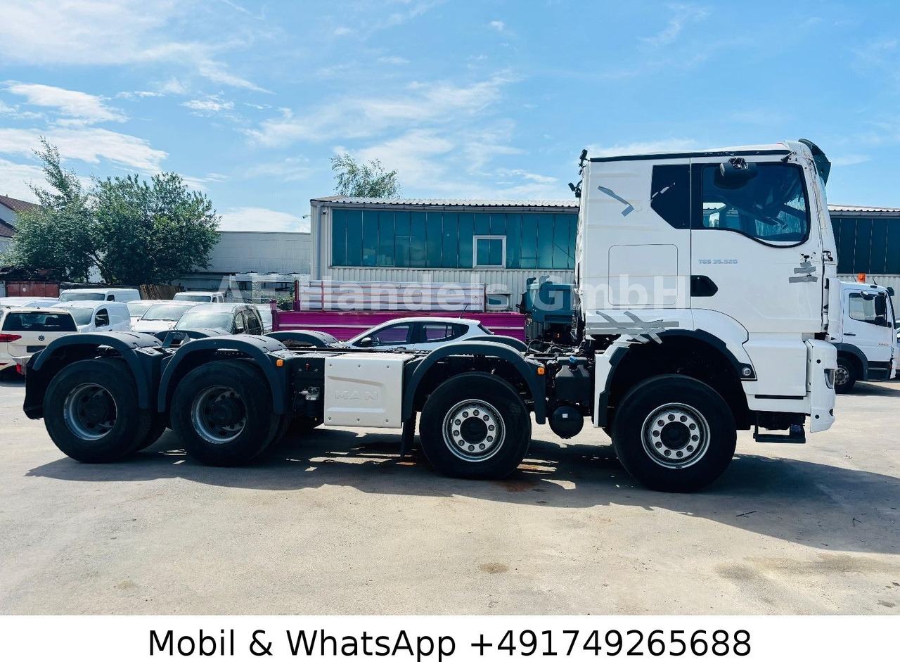 MAN TGS 32.520 GN BB 8x4 *ACC / AP / LED - Грузовик-шасси: фото 4 MAN TGS 32.520 GN BB 8x4 *ACC / AP / LED - Грузовик-шасси: фото 4