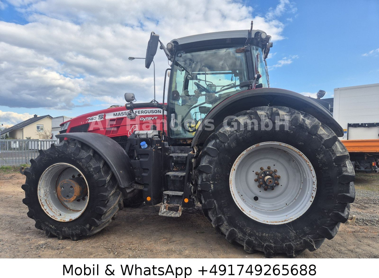 Massey Ferguson DVRT Exclusiv MF 8740 *6.100Std/Straßenzulassung - Трактор: фото 2 Massey Ferguson DVRT Exclusiv MF 8740 *6.100Std/Straßenzulassung - Трактор: фото 2