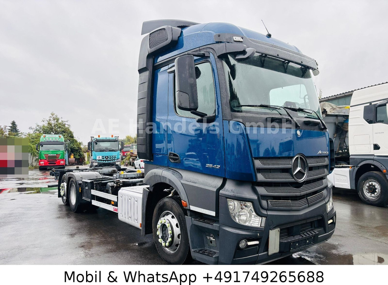 Mercedes-Benz Actros IV 2542 L StreamSpace BDF *Retarder/Lift - Грузовик-шасси: фото 1 Mercedes-Benz Actros IV 2542 L StreamSpace BDF *Retarder/Lift - Грузовик-шасси: фото 1