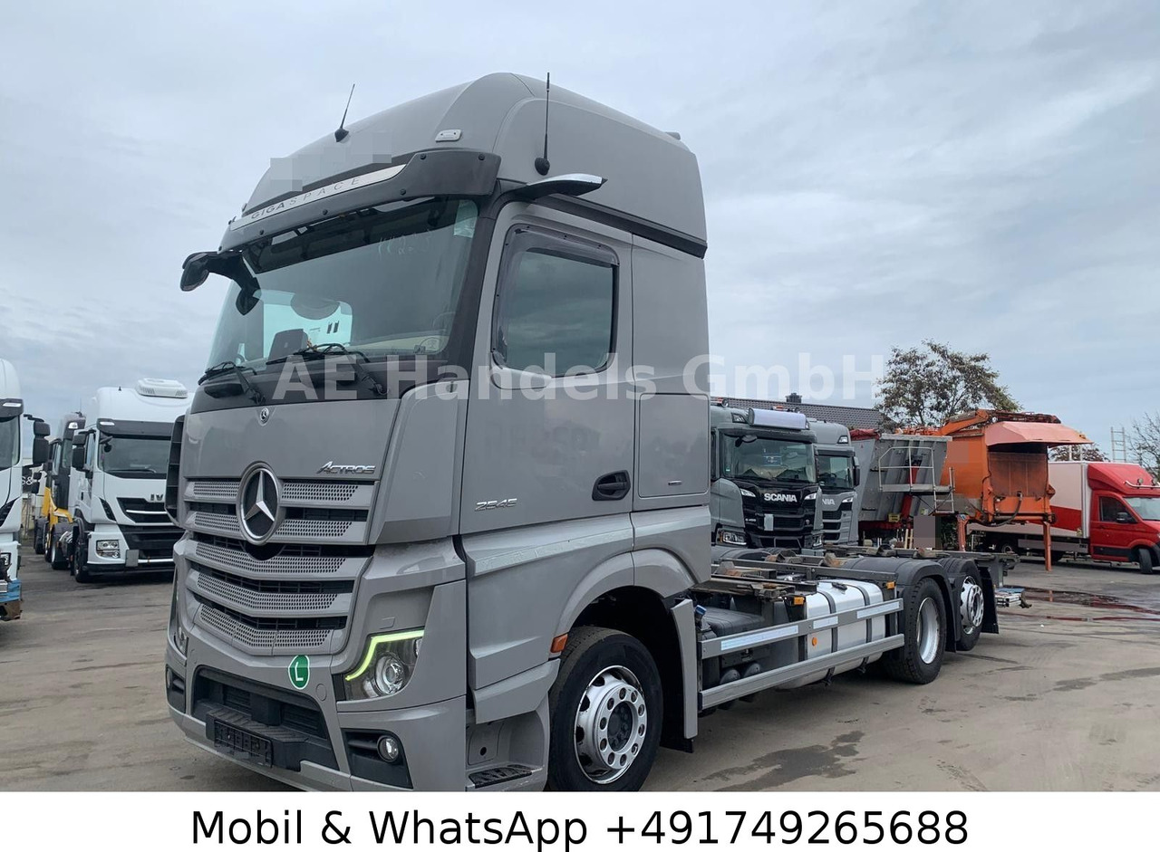 Mercedes-Benz Actros V 2545 BigSpace LL*Retarder/LBW/Lenk+Lift - Грузовик-шасси: фото 1 Mercedes-Benz Actros V 2545 BigSpace LL*Retarder/LBW/Lenk+Lift - Грузовик-шасси: фото 1