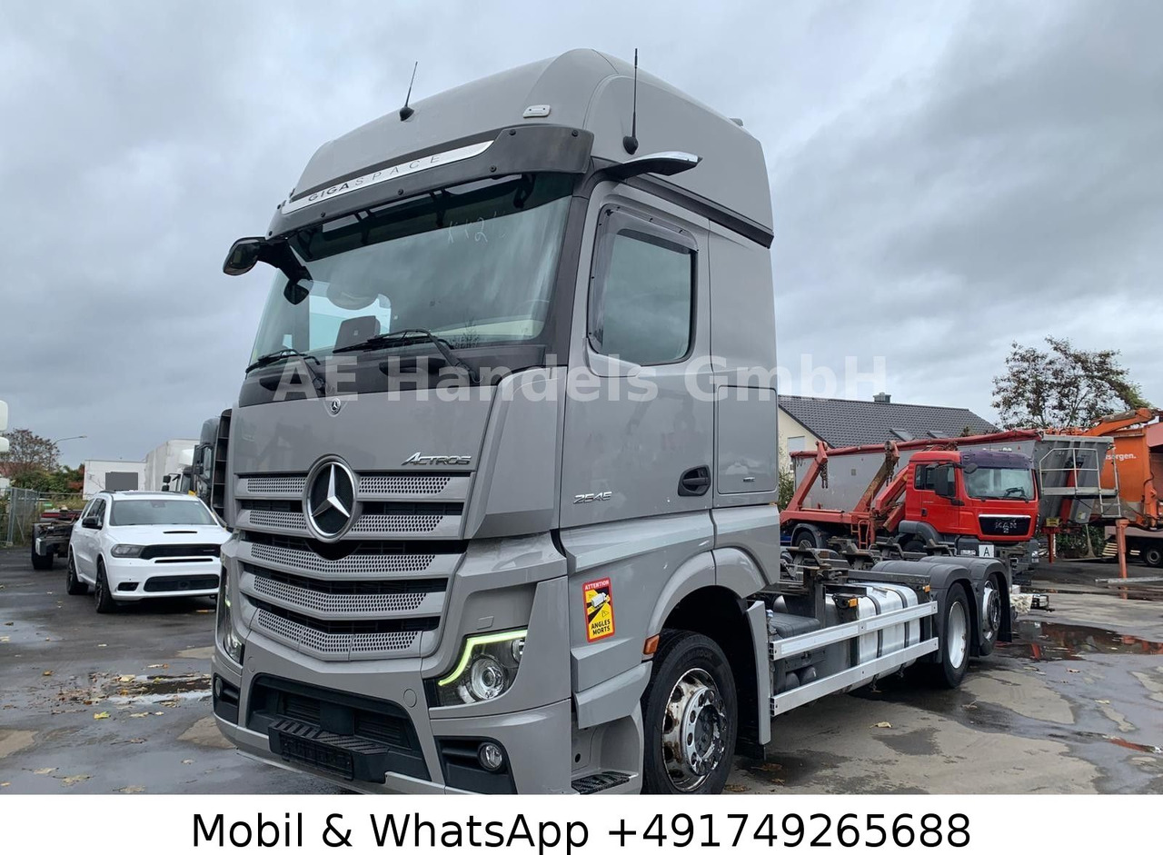 Mercedes-Benz Actros V 2545 BigSpace LL*Retarder/LBW/Lenk+Lift - Грузовик-шасси: фото 1 Mercedes-Benz Actros V 2545 BigSpace LL*Retarder/LBW/Lenk+Lift - Грузовик-шасси: фото 1