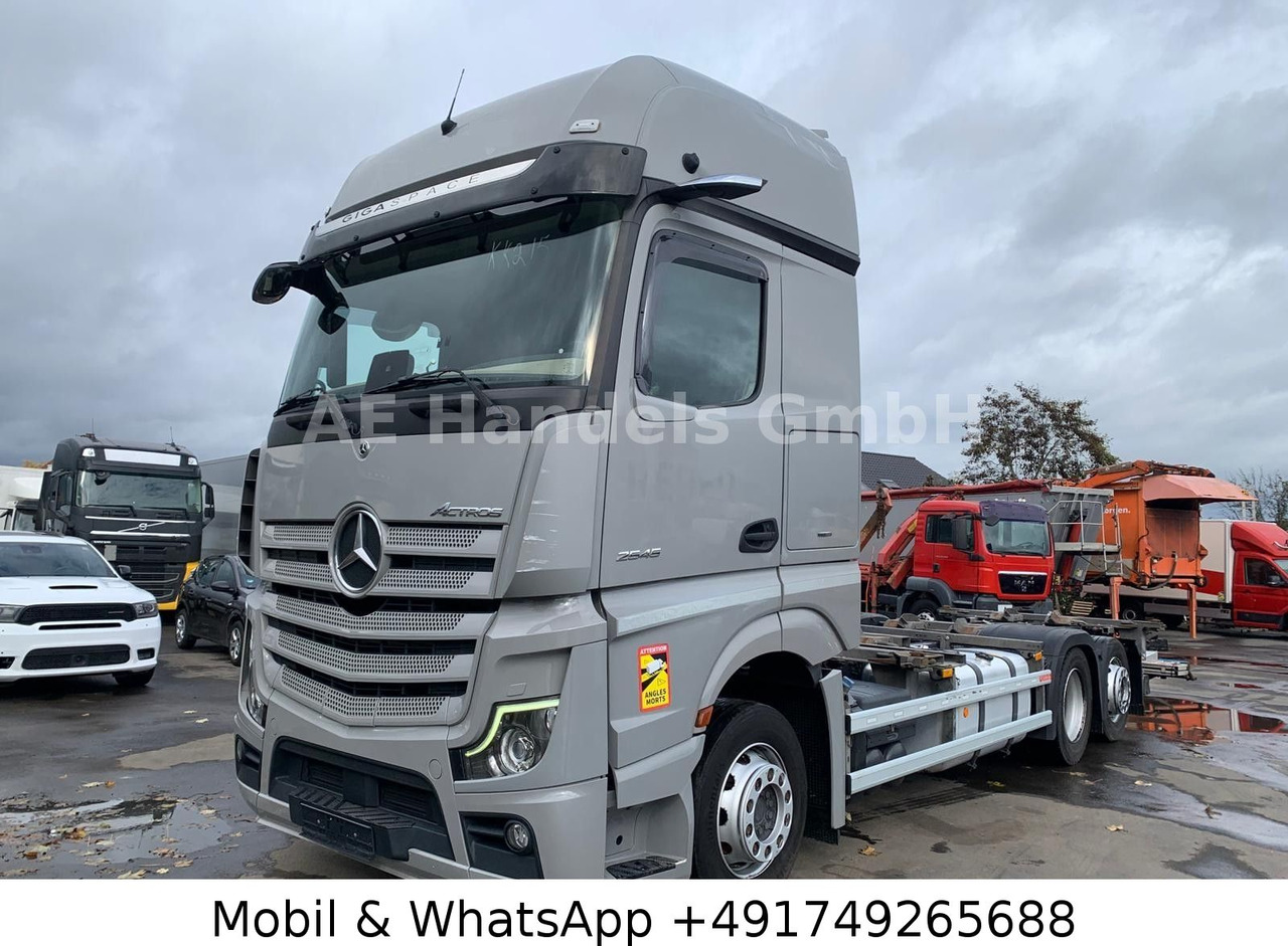 Mercedes-Benz Actros V 2545 BigSpace LL*Retarder/LBW/Lenk+Lift - Грузовик-шасси: фото 1 Mercedes-Benz Actros V 2545 BigSpace LL*Retarder/LBW/Lenk+Lift - Грузовик-шасси: фото 1