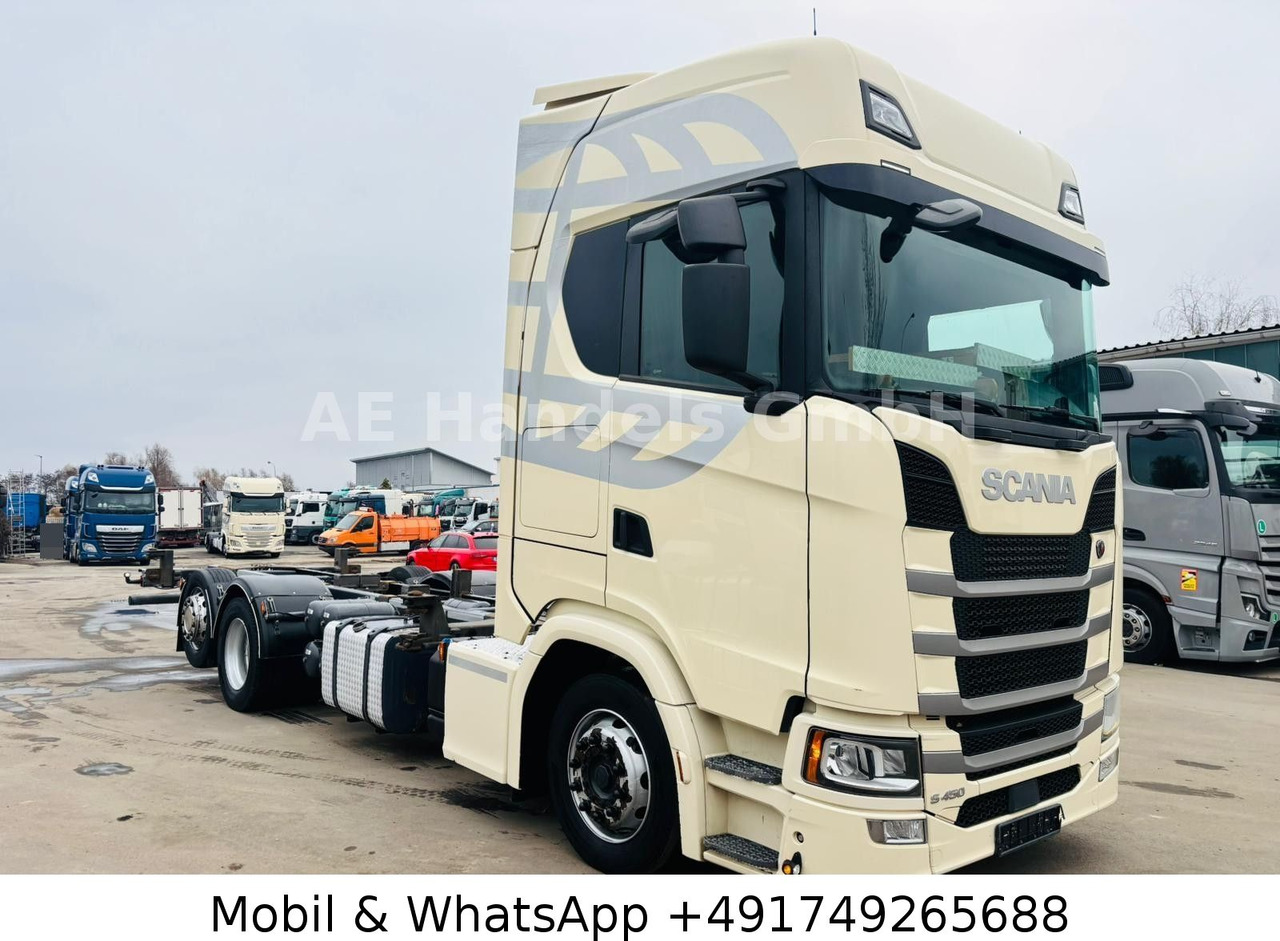 Scania S450 HighLine LL 6x2 BDF*Retarder/AHK/2xTank/ACC - Грузовик-контейнеровоз/ Сменный кузов: фото 1 Scania S450 HighLine LL 6x2 BDF*Retarder/AHK/2xTank/ACC - Грузовик-контейнеровоз/ Сменный кузов: фото 1