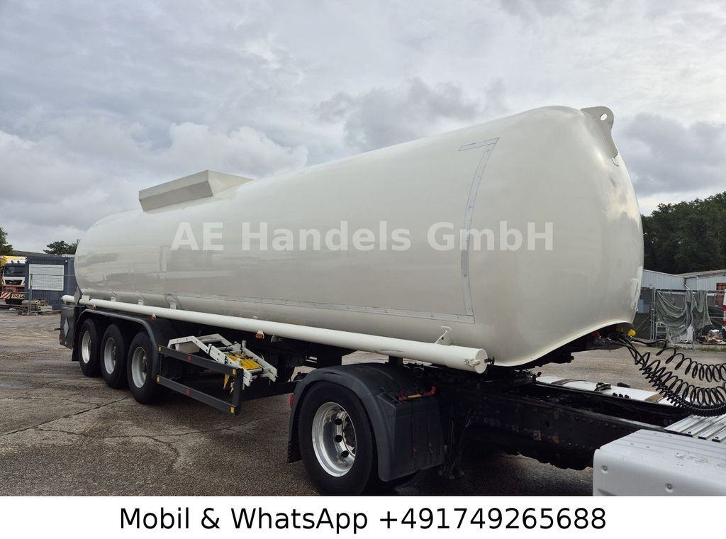 Schrader Z-STA 24-41/1 Chemie *41.000Liter / 1xKammer - Полуприцеп-цистерна: фото 1 Schrader Z-STA 24-41/1 Chemie *41.000Liter / 1xKammer - Полуприцеп-цистерна: фото 1