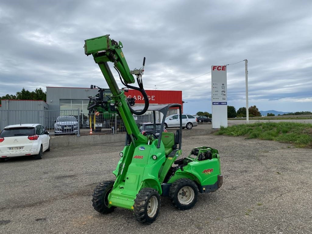 Avant M 528 EIPTT /Certificat CE endommagée - Компактный фронтальный погрузчик: фото 2 Avant M 528 EIPTT /Certificat CE endommagée - Компактный фронтальный погрузчик: фото 2