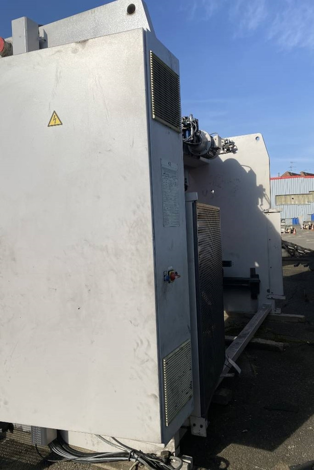 BEYELER Presse/Plieuse PR6 2000KNx4100MM endommagé - Металлообрабатывающий станок: фото 4 BEYELER Presse/Plieuse PR6 2000KNx4100MM endommagé - Металлообрабатывающий станок: фото 4