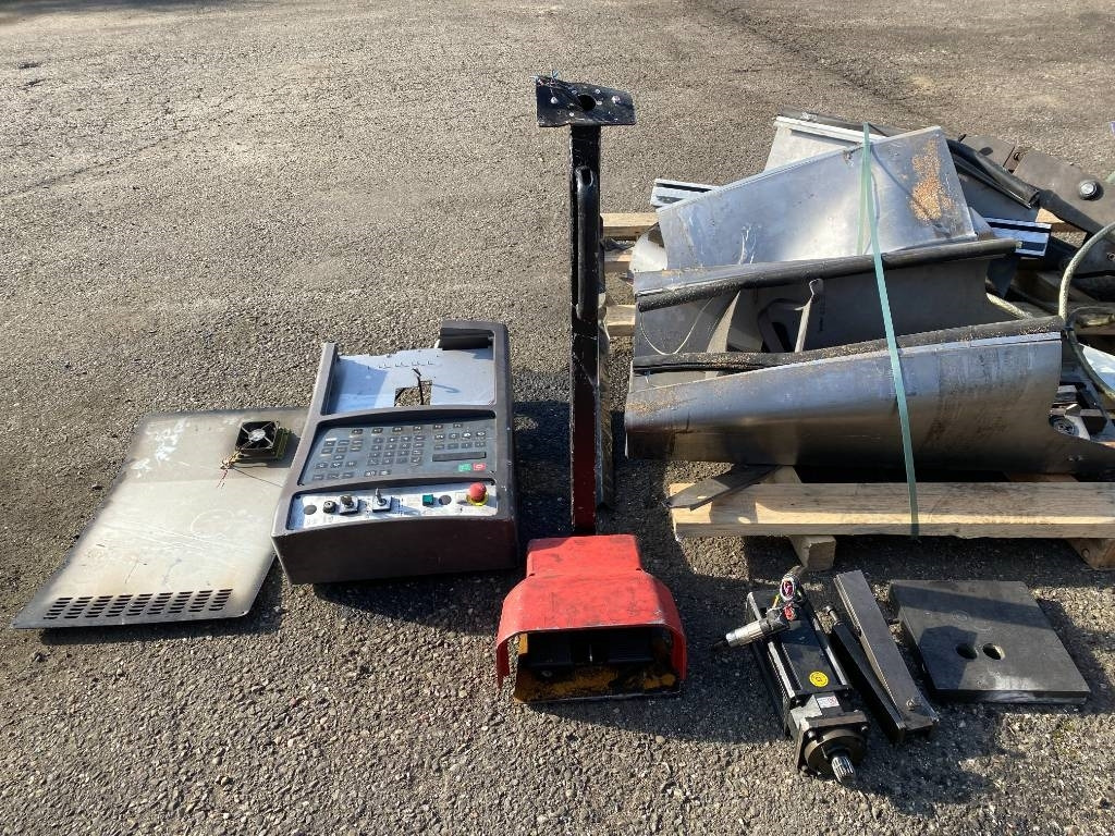 Листогибочный пресс BEYELER Presse/Plieuse PR6 2000KNx4100MM endommagé: фото 34