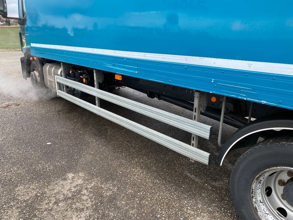Грузовик с закрытым кузовом Iveco EuroCargo 120/210 e6 Turbo Hors /Service: фото 41