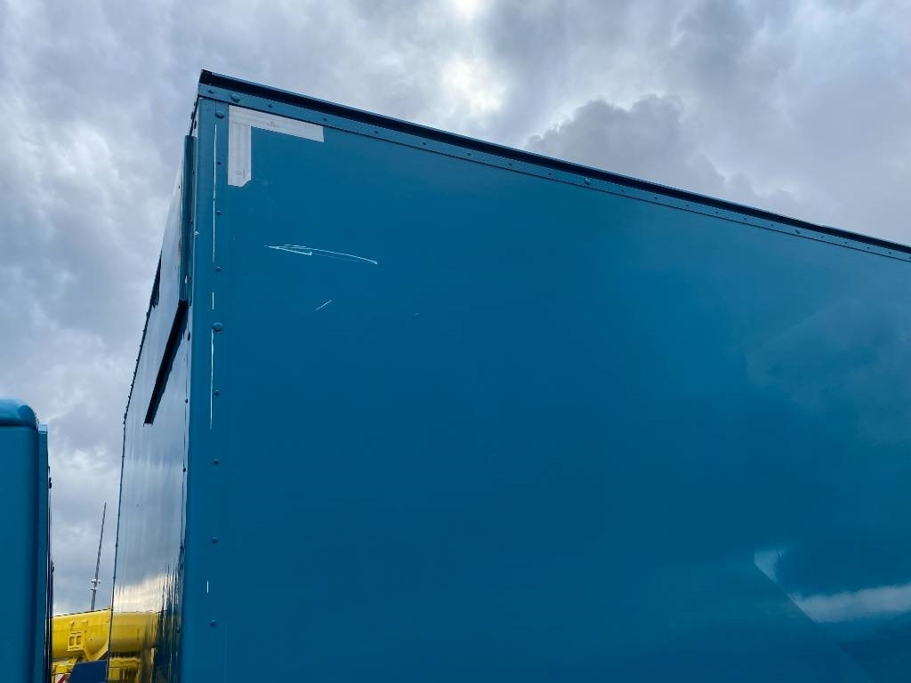 Грузовик с закрытым кузовом Iveco EuroCargo 120/210 e6 Turbo Hors /Service: фото 39