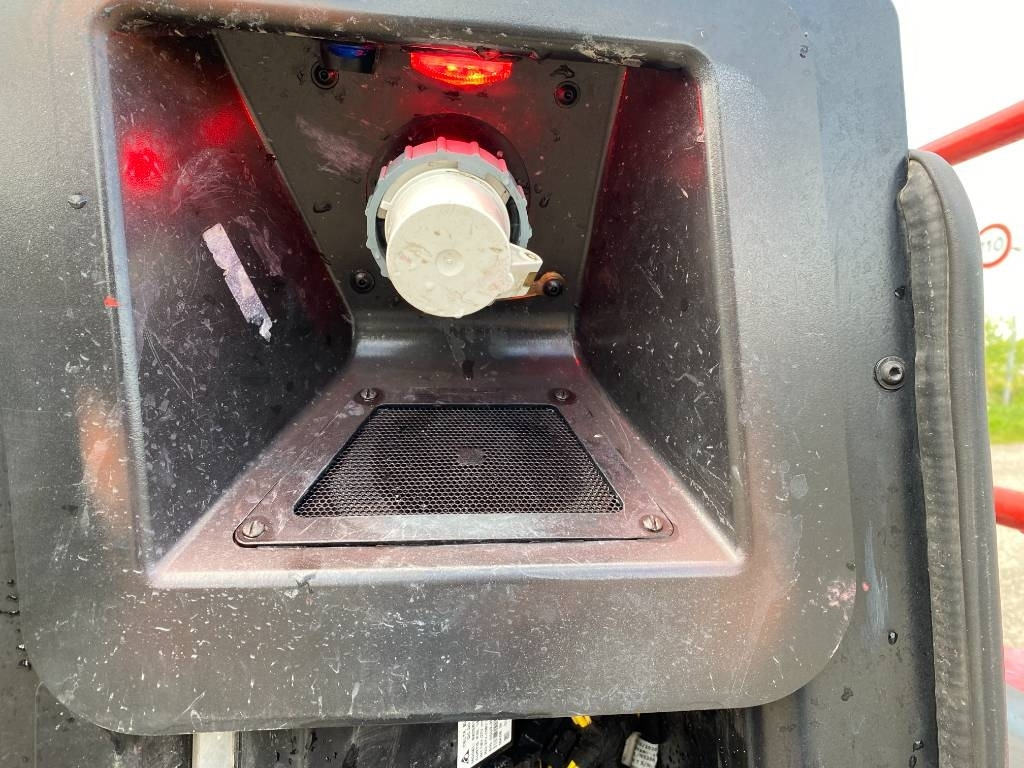 Мини-экскаватор JCB 19C1-E Electrique Zéro Emission Origine Française: фото 13