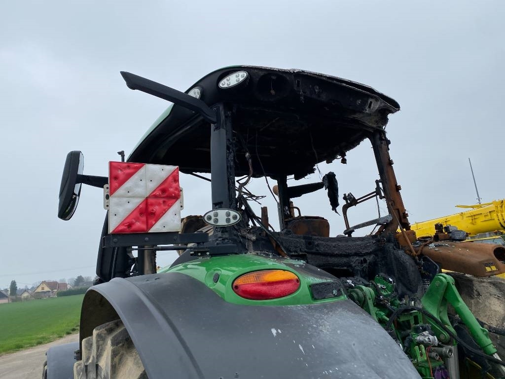 Трактор John Deere 6250 R / AutoPower endommagé: фото 11