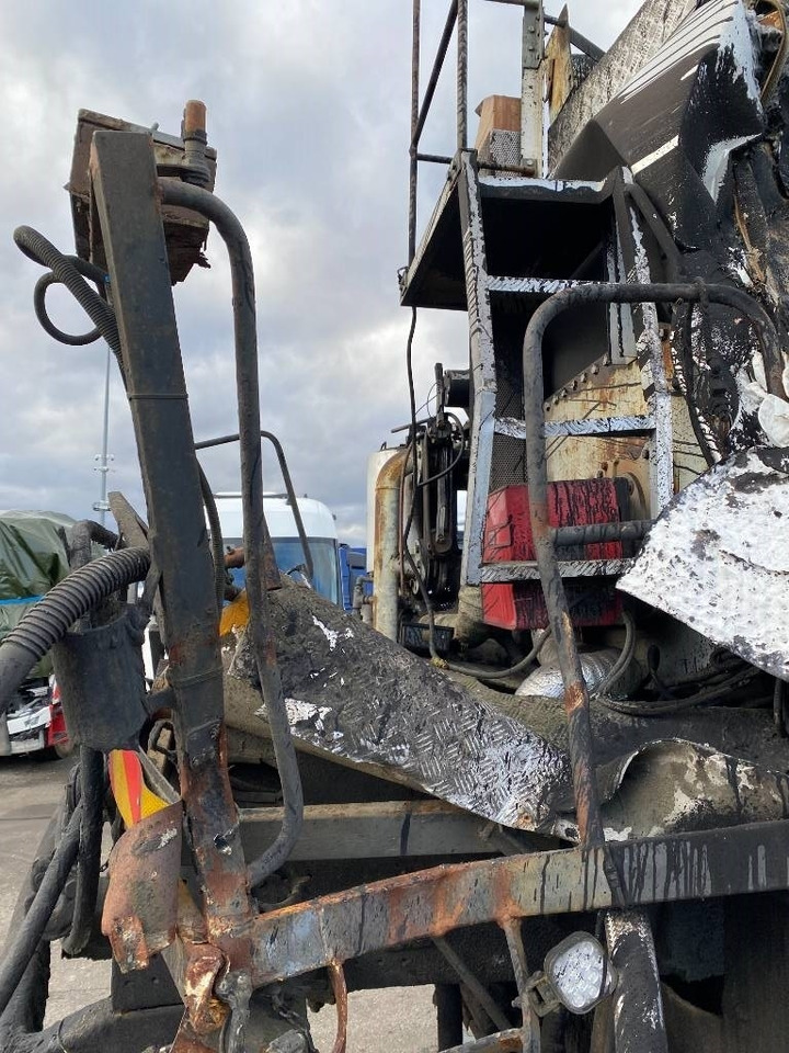 Гудронатор Mercedes-Benz ACTROS Mp2 2536/6x2 BVM -ACMAR CRAON Z12341: фото 33 Гудронатор Mercedes-Benz ACTROS Mp2 2536/6x2 BVM -ACMAR CRAON Z12341: фото 33