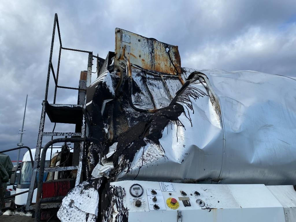 Гудронатор Mercedes-Benz ACTROS Mp2 2536/6x2 BVM -ACMAR CRAON Z12341: фото 42 Гудронатор Mercedes-Benz ACTROS Mp2 2536/6x2 BVM -ACMAR CRAON Z12341: фото 42