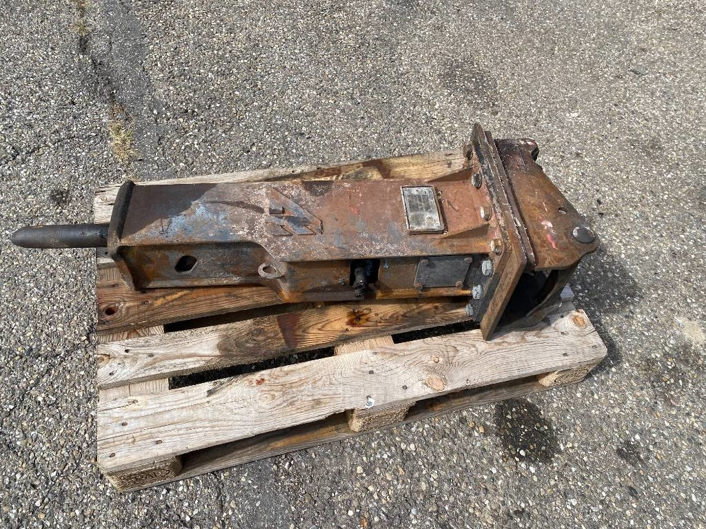 Takeuchi TB 250 + Brise roche et Godets endommagée - Мини-экскаватор: фото 4 Takeuchi TB 250 + Brise roche et Godets endommagée - Мини-экскаватор: фото 4