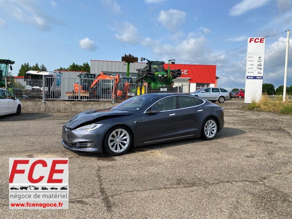 Tesla MODEL S 100D Carte Grise Française endommagée - Легковой автомобиль: фото 1 Tesla MODEL S 100D Carte Grise Française endommagée - Легковой автомобиль: фото 1