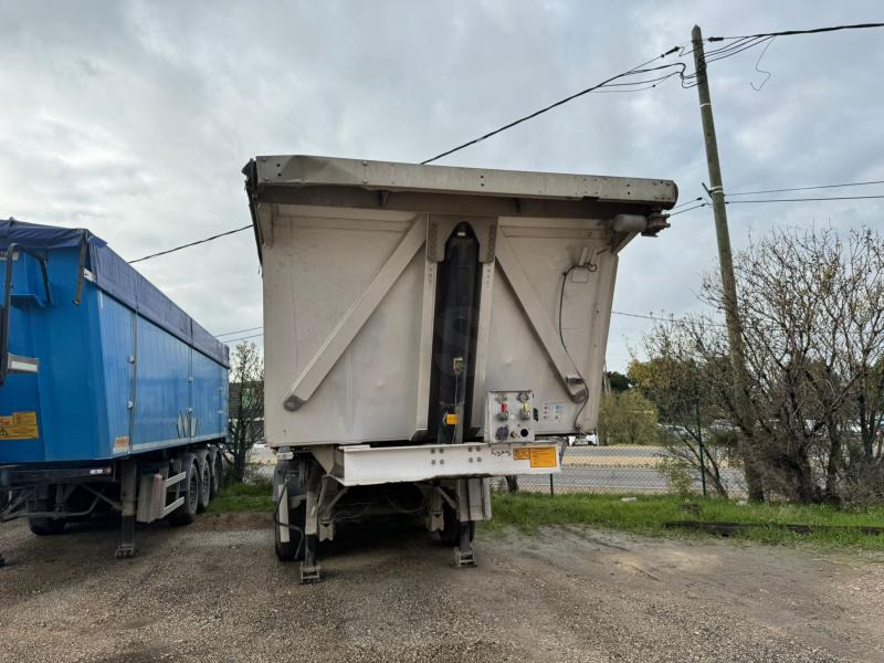 Benalu - Самосвальный полуприцеп: фото 2 Benalu - Самосвальный полуприцеп: фото 2