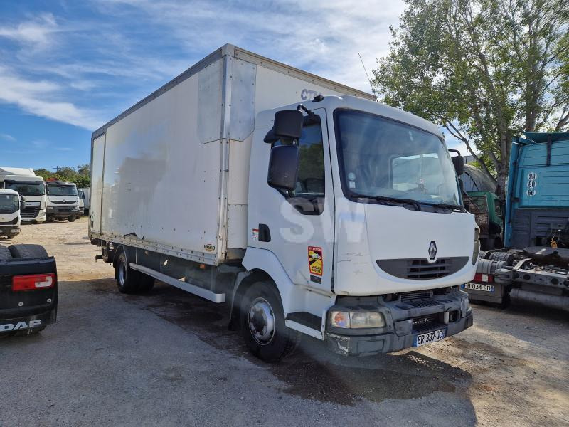 Renault Midlum 180 DCI - Грузовик с закрытым кузовом: фото 2 Renault Midlum 180 DCI - Грузовик с закрытым кузовом: фото 2