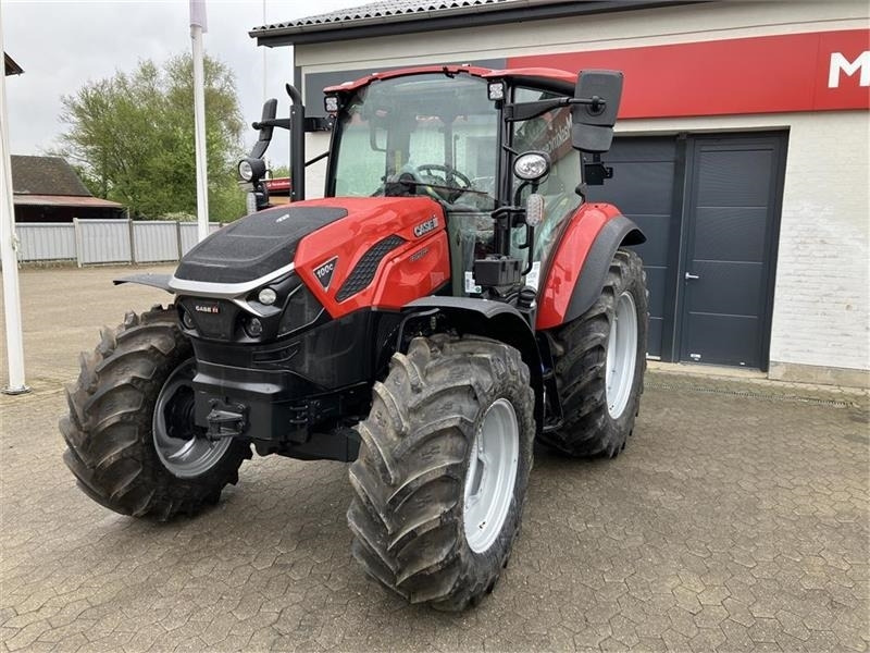 Case IH Farmall 100C - Трактор: фото 1 Case IH Farmall 100C - Трактор: фото 1