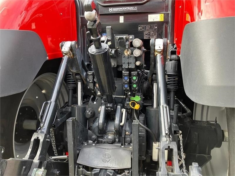 Case IH Optum 300 CVX - Трактор: фото 5 Case IH Optum 300 CVX - Трактор: фото 5