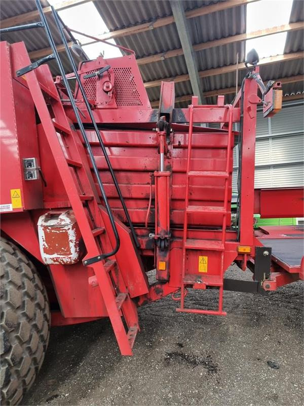 Пресс-подборщик тюковый Massey Ferguson >190 bigpallepresser Parkland Ballevogn: фото 4
