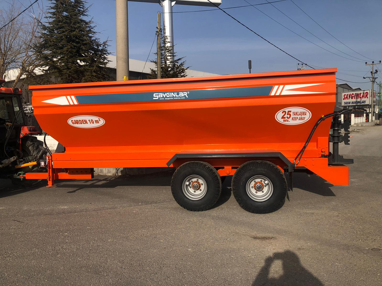 SAYGINLAR GARDEN 10 TON - Навозоразбрасыватель: фото 1 SAYGINLAR GARDEN 10 TON - Навозоразбрасыватель: фото 1