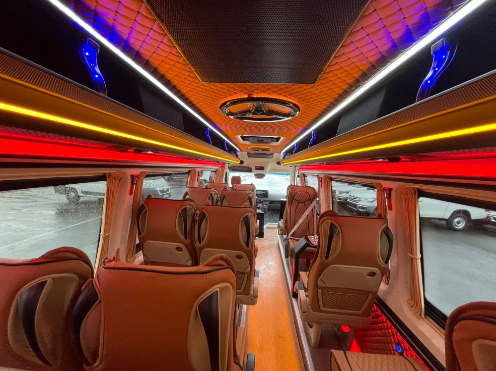 Новый Микроавтобус, Пассажирский фургон Mercedes Sprinter 519 CDI 2.2L Diesel Automatic VIP: фото 9