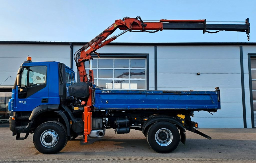 Iveco Trakker 190T33 4x4 Euro5 Kran Atlas 120.2E Funk Iveco Trakker 190T33 4x4 Euro5 Kran Atlas 120.2E Funk - Самосвал, Автоманипулятор: фото 2 Iveco Trakker 190T33 4x4 Euro5 Kran Atlas 120.2E Funk Iveco Trakker 190T33 4x4 Euro5 Kran Atlas 120.2E Funk - Самосвал, Автоманипулятор: фото 2