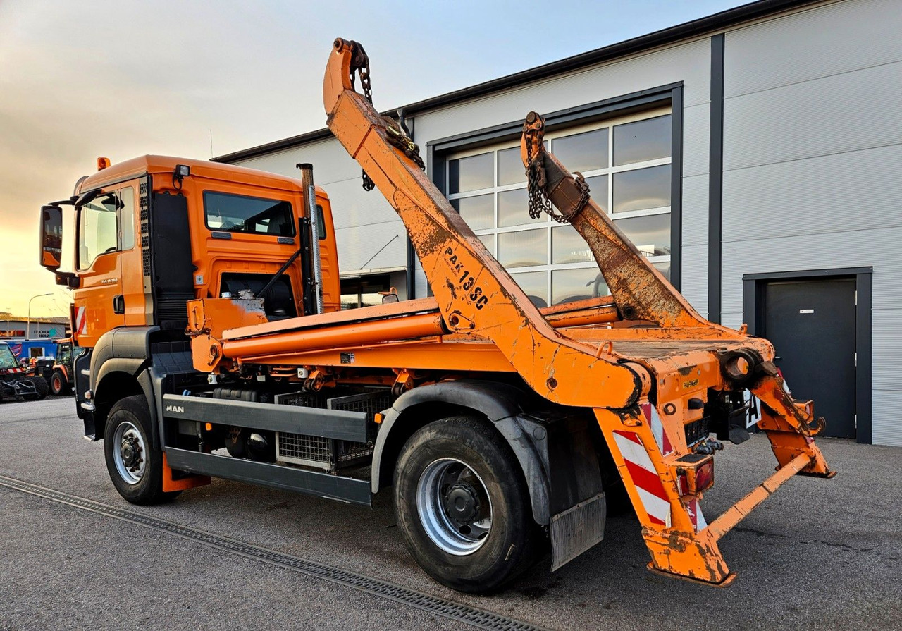 MAN TGS 18.360 4x4 BL Euro5 Palfinger Winterdienst - Самосвал: фото 3 MAN TGS 18.360 4x4 BL Euro5 Palfinger Winterdienst - Самосвал: фото 3