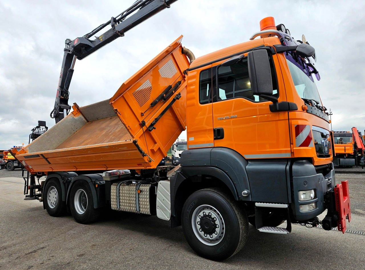Самосвал, Автоманипулятор MAN TGS 28.360 6x4-4 HIAB 144E-4 Kran Euro5: фото 7