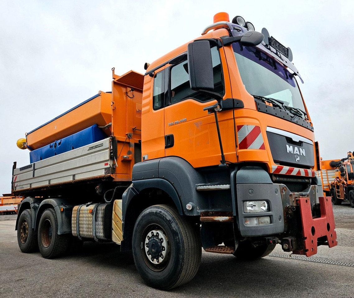 MAN TGS 28.400 6x4-4 BL Winterdienst Schmidt Euro5 - Самосвал: фото 1 MAN TGS 28.400 6x4-4 BL Winterdienst Schmidt Euro5 - Самосвал: фото 1