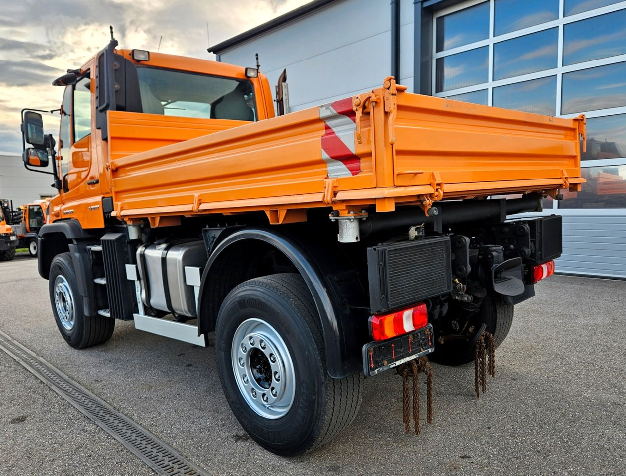 Unimog U527 UGE Euro6 VarioPilot Hydrostat - Самосвал: фото 3 Unimog U527 UGE Euro6 VarioPilot Hydrostat - Самосвал: фото 3