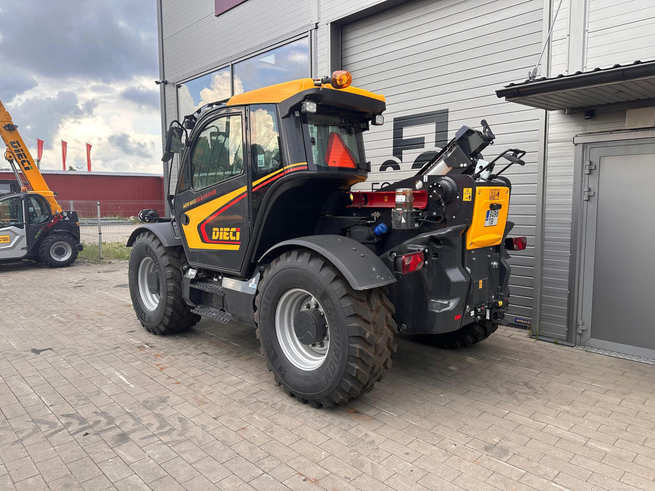 Dieci Agri Max 65.8 VS EVO2 - Телескопический погрузчик: фото 3 Dieci Agri Max 65.8 VS EVO2 - Телескопический погрузчик: фото 3