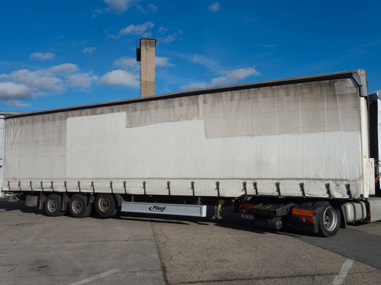 Fliegl SDS 01 Mega , 1xLichtachse - Тентованный полуприцеп: фото 5 Fliegl SDS 01 Mega , 1xLichtachse - Тентованный полуприцеп: фото 5