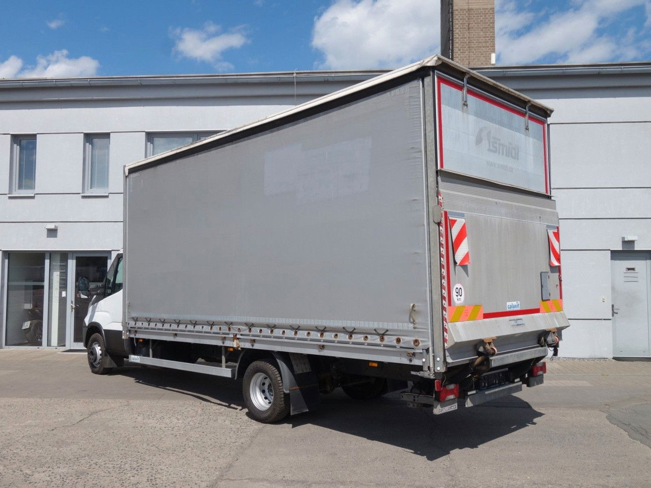 Iveco Daily 70 70C18 mit LBW - Тентованный грузовик: фото 3 Iveco Daily 70 70C18 mit LBW - Тентованный грузовик: фото 3