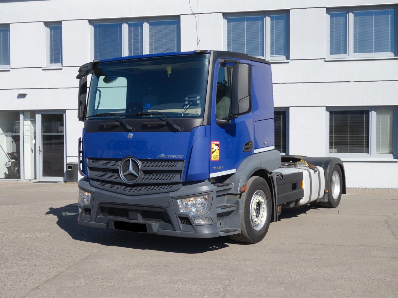 Mercedes-Benz Actros 1843 LSNRL LD, Retarder, Navi, 9 Stk. - Тягач: фото 1 Mercedes-Benz Actros 1843 LSNRL LD, Retarder, Navi, 9 Stk. - Тягач: фото 1